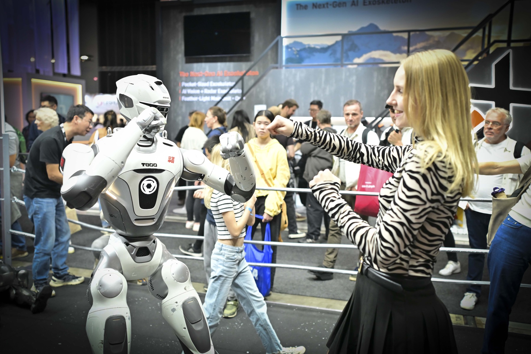 IFA 2026. Der Roboter holt Popcorn - 6