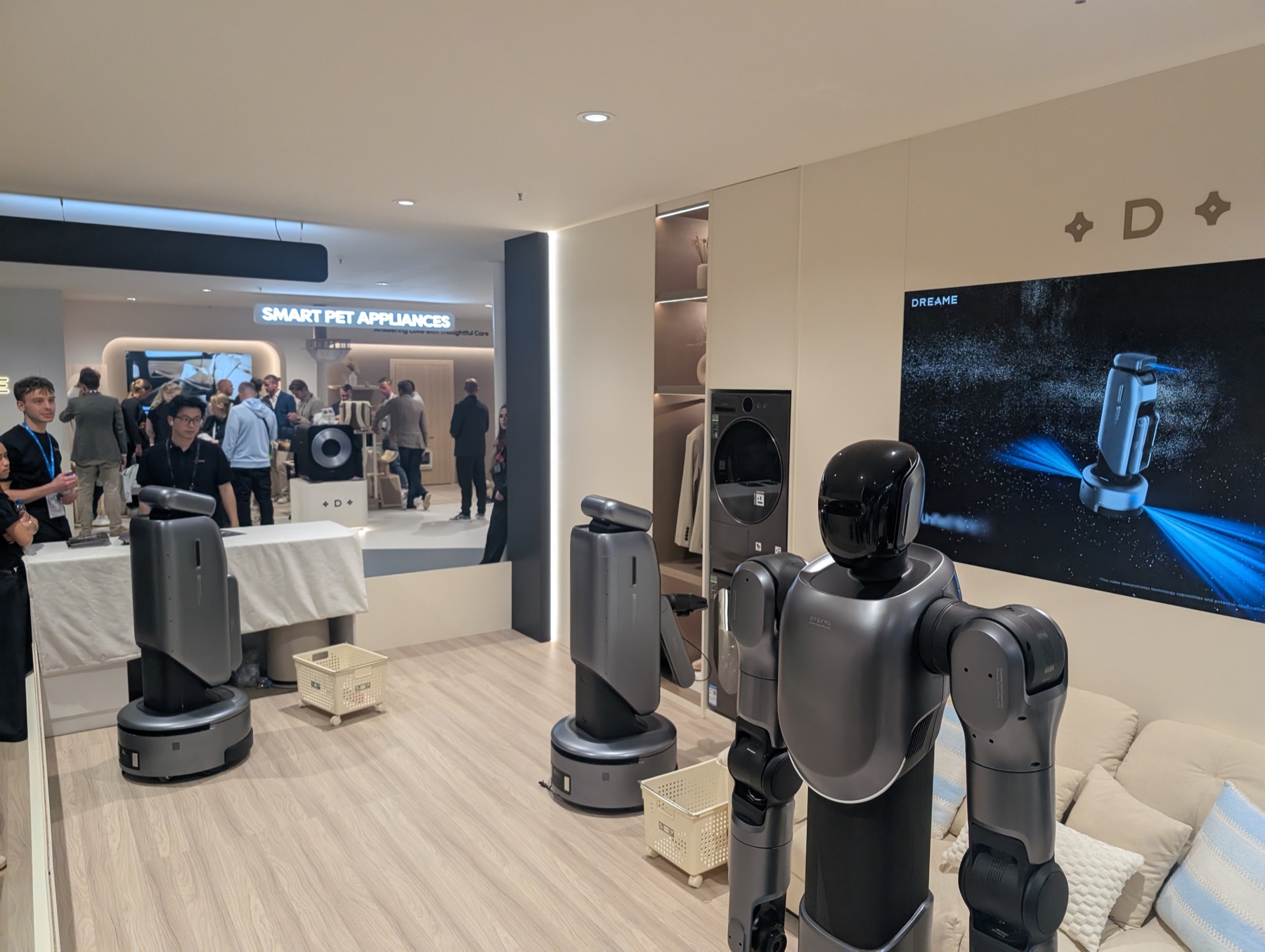 IFA 2026. Der Roboter holt Popcorn - 7